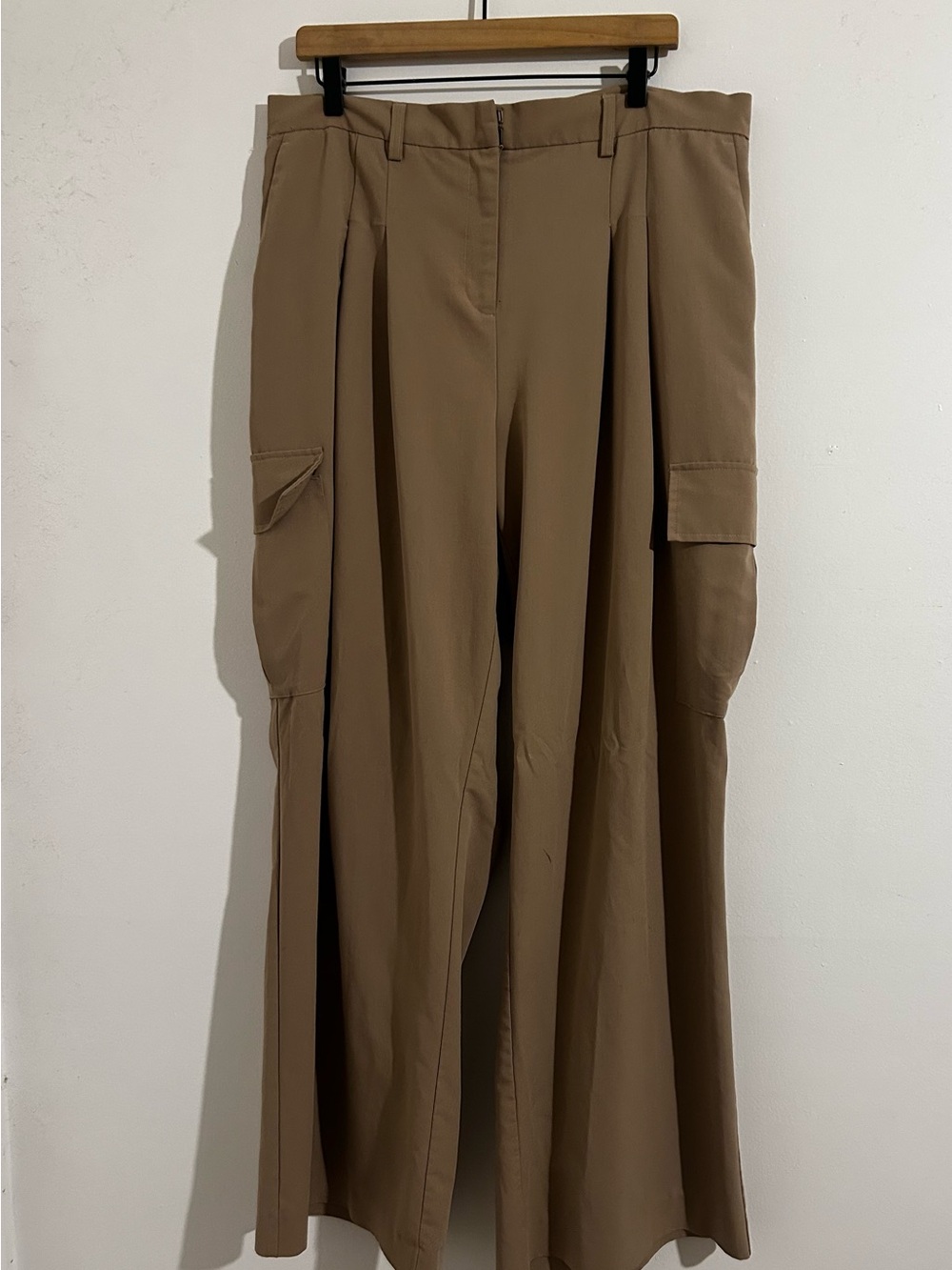 Vero moda curve high rise wide leg pleat cargo khaki pants